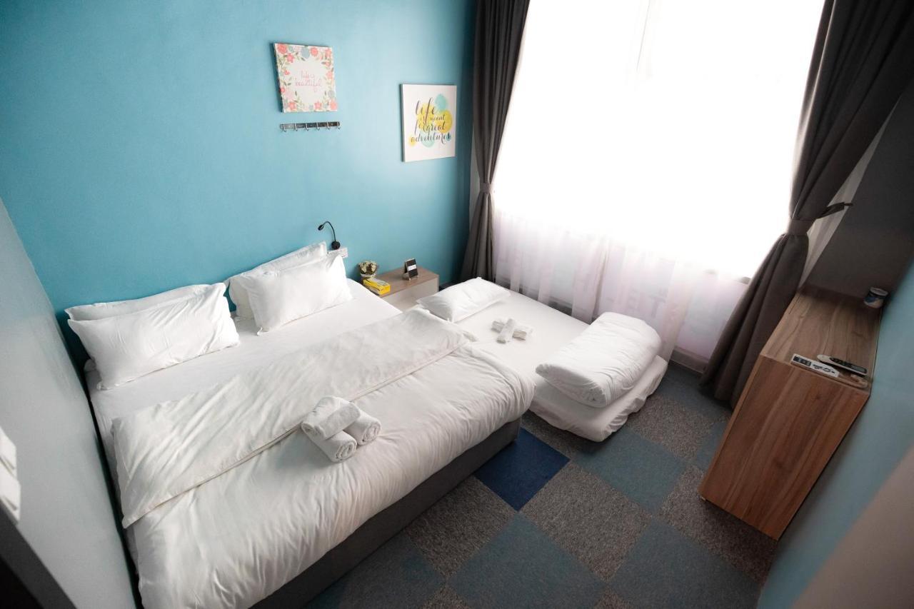 Vibrant Hostel Κότα Κιναμπαλού Εξωτερικό φωτογραφία