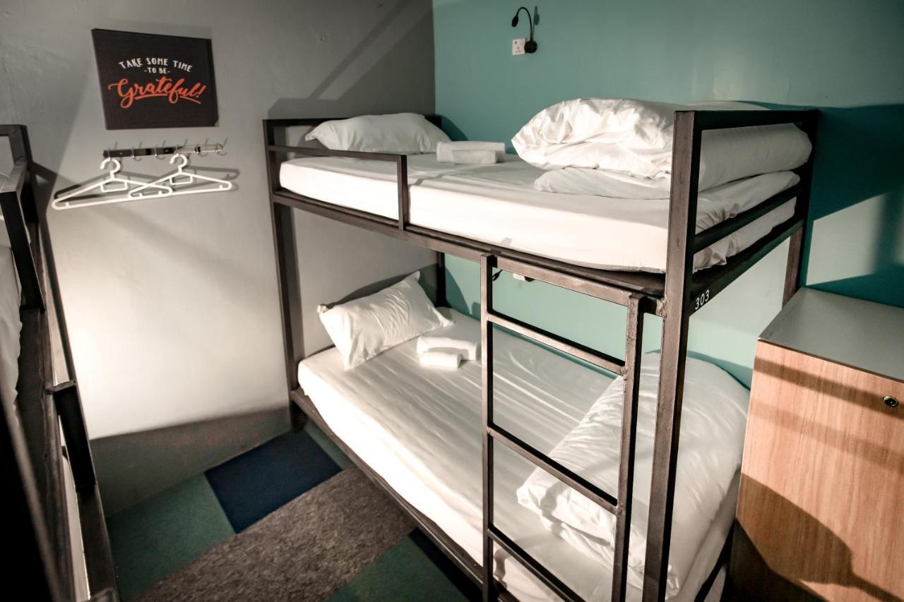 Vibrant Hostel Κότα Κιναμπαλού Εξωτερικό φωτογραφία
